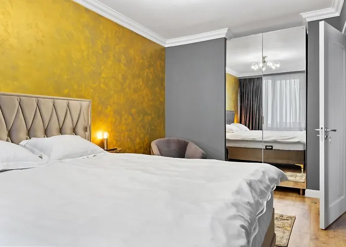 アパート Comfort By Art