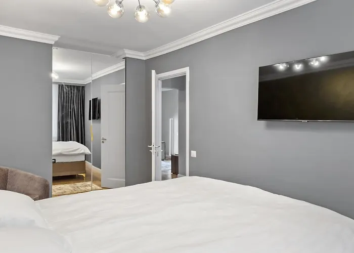 公寓 Comfort By Art 布加勒斯特