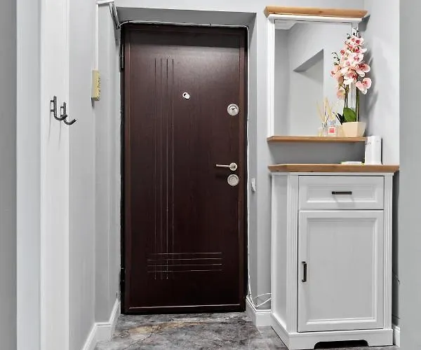 Comfort By Art * 布加勒斯特